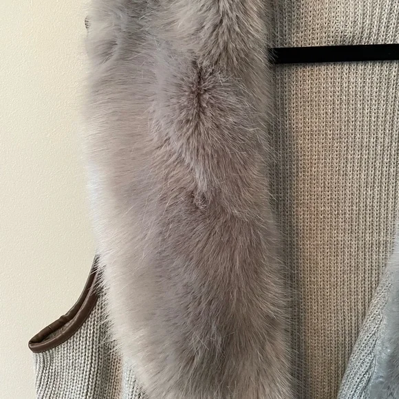 Talbots Gray Sweater Vest with Faux Fur Collar - Picture 2 of 3
